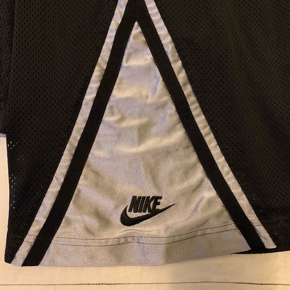 Nike Basketball Short - Picture 2 of 4